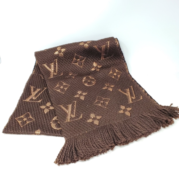 Louis Vuitton Logomania Shine Brown Monogram Scarf - Picture 2 of 13